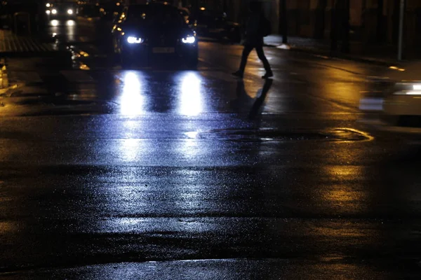 Bilbao şehrinde gece manzarası