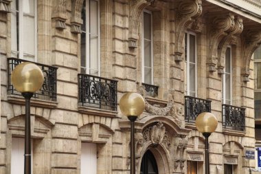 Bordeaux şehrinin mimarisi.