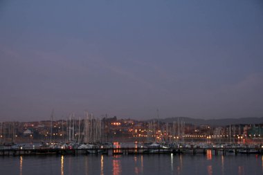 Akşamları Bilbao Estuary