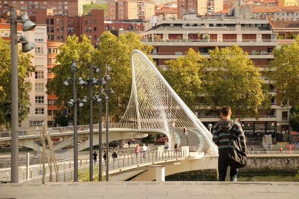 Moderne Brücke Über Die Mündung Von Bilbao — Stockfoto