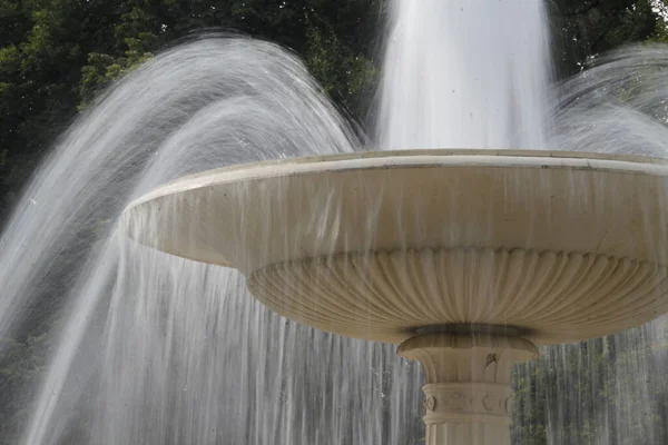 Fontana Una Piazza Varsavia — Foto Stock