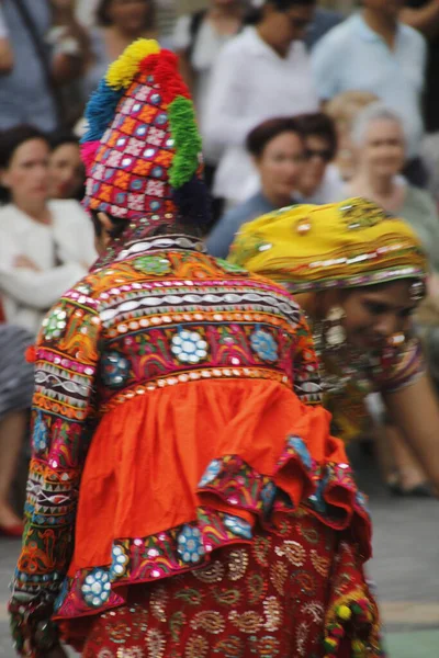 Indický Lidový Tanec Pouličním Festivalu — Stock fotografie