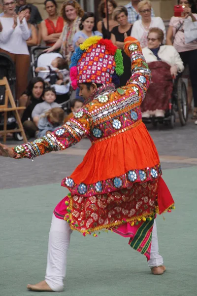 Hint Halk Dansları Bir Sokak Festivalinde — Stok fotoğraf