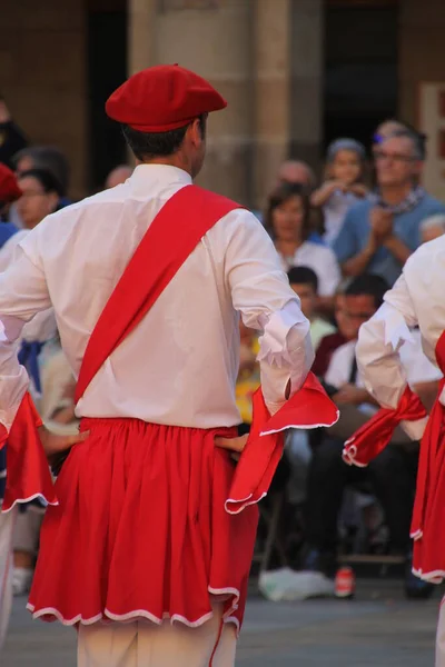 Traditioneller Baskischer Tanz Auf Einem Volksfest — Stockfoto