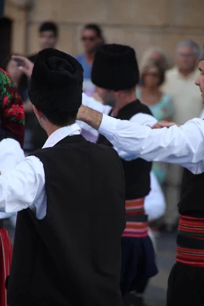 Sırp Halk Dansları Bir Sokak Festivalinde — Stok fotoğraf