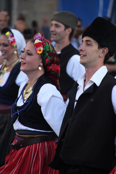 Dansul Popular Sârb Într Festival Stradă — Fotografie, imagine de stoc