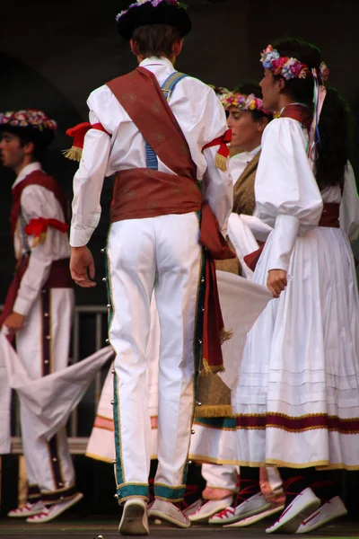 Baskisk Folkdansutställning Gatufestival — Stockfoto