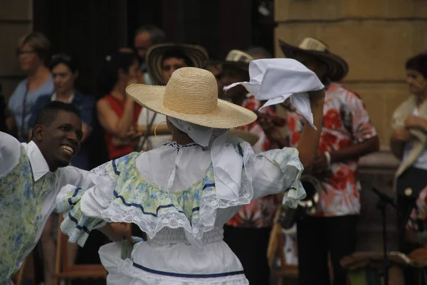 Lidový Tanec Kolumbie Pouličním Festivalu — Stock fotografie