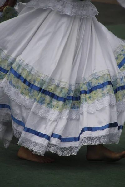 Folkdans Från Colombia Gatufestival — Stockfoto