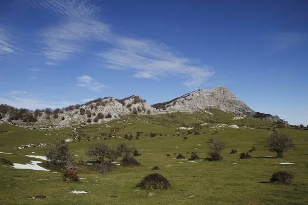 Montagna Nei Paesi Baschi — Foto Stock