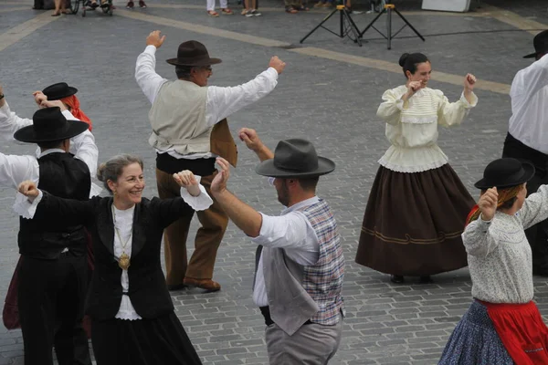 Portugisiska Folkdans Gatan — Stockfoto