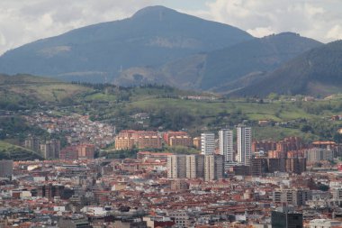 Bilbao şehrindeki şehir manzarası