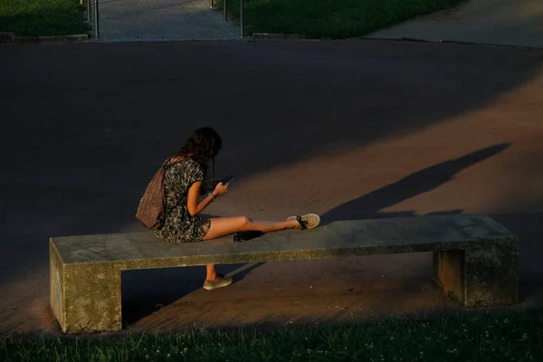 Menina Rua — Fotografia de Stock