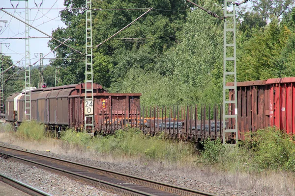 Carri Merci Una Stazione Ferroviaria — Foto Stock