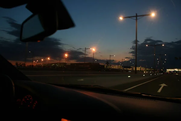 Tráfico Una Carretera Urbana — Foto de Stock