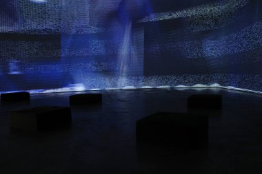 Sanat müzesini ziyaret et.