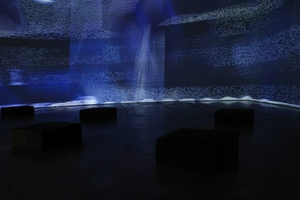 Sanat müzesini ziyaret et.