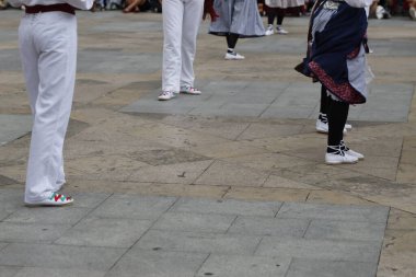 Bask halk dansı sergisi