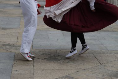 Bask halk dansı sergisi