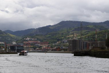 Bilbao nehrinin manzarası