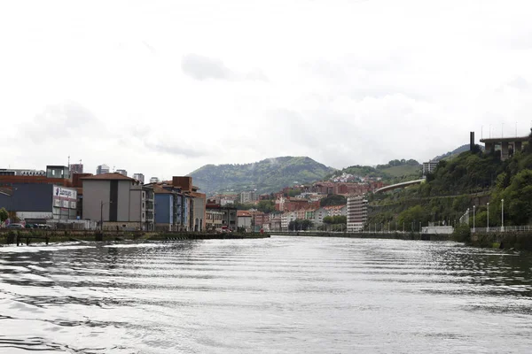 Bilbao nehrinin manzarası