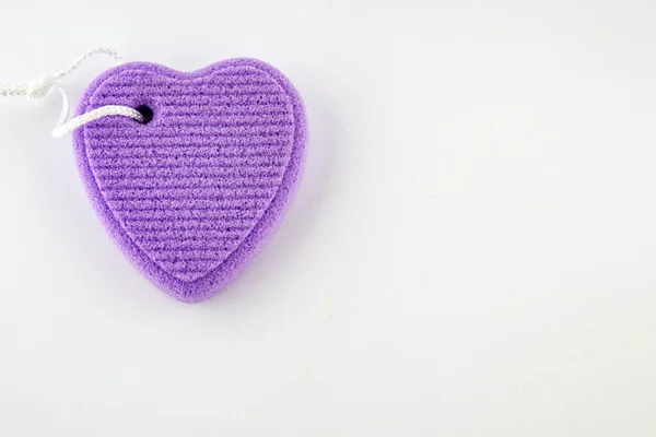 Corazón Púrpura Decorativo Sobre Fondo Blanco — Foto de Stock