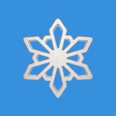 Gümüş kar tanesi üzerinde mavi arka plan izole. Noel öğe metalik parlak folyo dekore edilmiştir. 3D render.