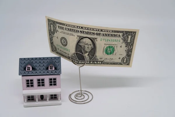 Dům Hraček Dolarová Bankovka Pružném Stánku Symbolizují Prodej Nemovitostí — Stock fotografie