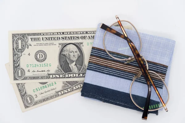 アメリカの銀行券 ハンカチ 眼鏡のペア — ストック写真