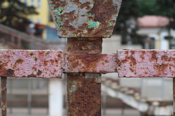 Barandillas Metálicas Oxidadas Cerca Las Escaleras Estación Tren —  Fotos de Stock