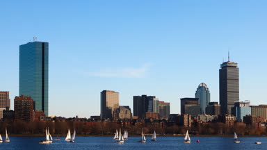 Boston, Massachusetts manzarası 4k liman arasında Timelapse