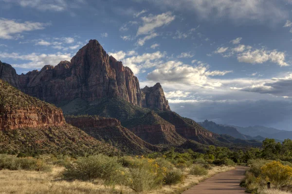 Bekçi Zion National Park Utah görünümünü