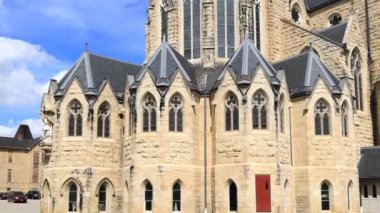 Basilica of Our Lady tertemiz, Guelph Timelapse pan