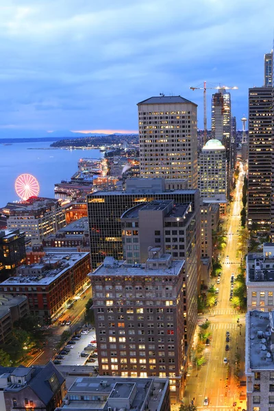 Aereo Verticale Seattle Washington Skyline Crepuscolo — Foto Stock