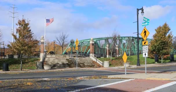 马萨诸塞州韦斯特菲尔德4K 的桥梁区域景观 — 图库视频影像