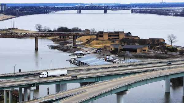 Uma Ponte Sobre Rio Mississippi Memphis — Fotografia de Stock