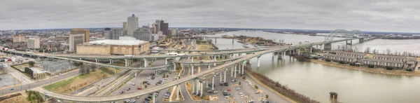 Ein Panorama Des Mississippi Flusses Und Memphis Stadtzentrum — Stockfoto