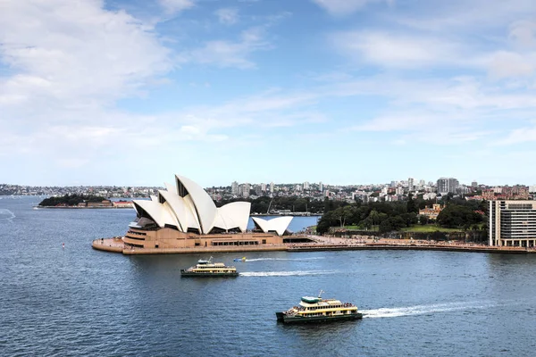 Avustralya'daki Sydney Opera Binası'nın havadan — Stok fotoğraf