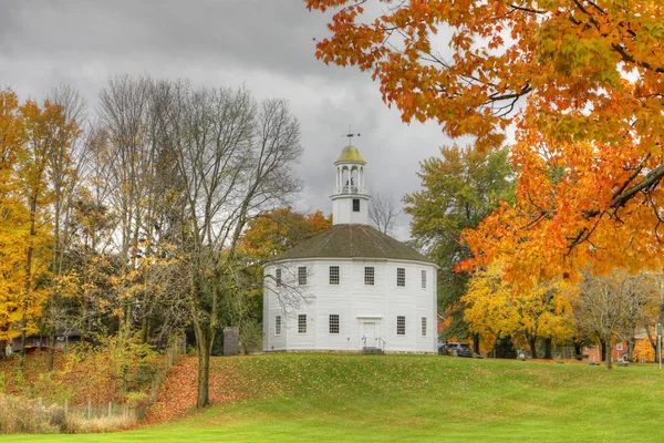 Oude ronde kerk in Richmond in Vermont — Stockfoto
