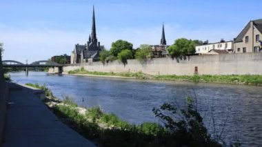 Cambridge, Kanada ve Grand River, timelapse 4k