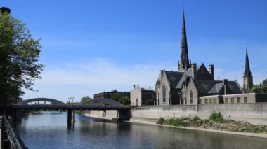 Cambridge, Grand River tarafından Kanada sahne, timelapse 4k