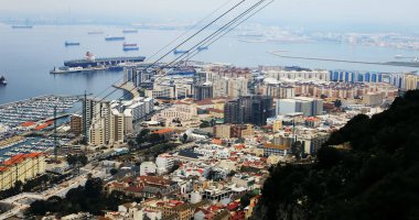 Cebelitarık körfezinin havadan görünümü