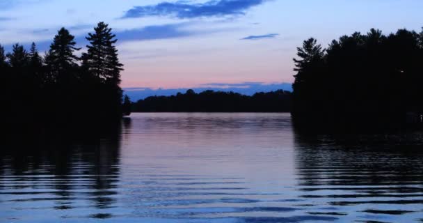 日没後のカナダ マスコカの眺め — ストック動画