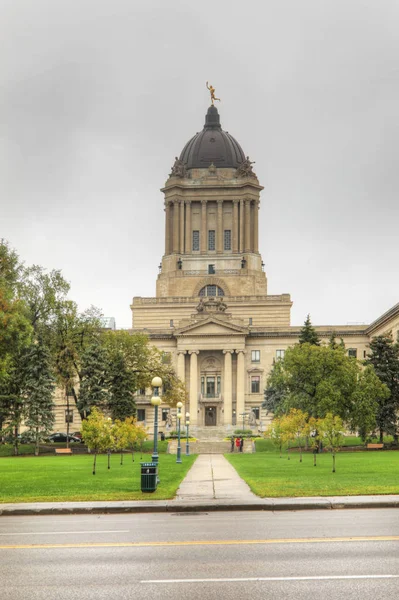 Vertical of Manitoba Legislature Building, Winnipeg, Canadá — Foto de Stock