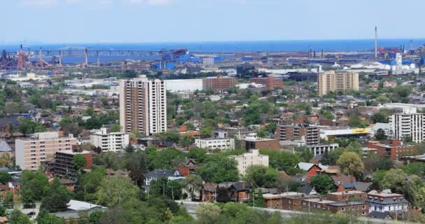 Hamilton Ontario Med Skyway Bro Bakgrunden — Stockvideo