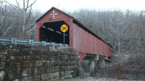 Carrolton Covered Bridge West Virginia Estados Unidos — Vídeo de stock