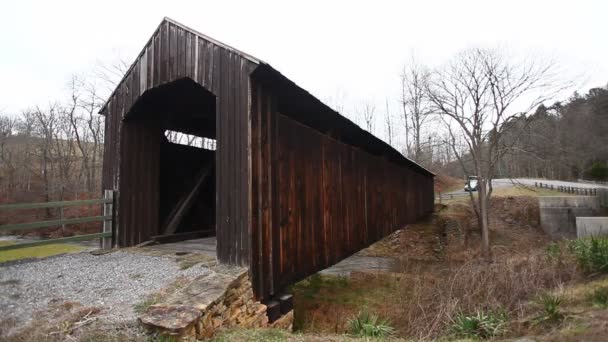 Utsikt Över Denmar Covered Bridge West Virginia Usa — Stockvideo