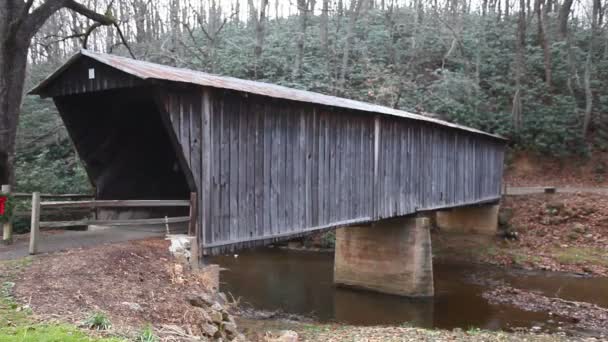 Bob White Überdachte Brücke Virginia Vereinigte Staaten — Stockvideo