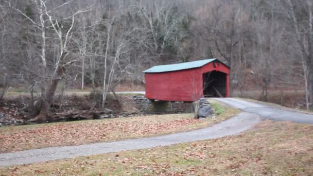 Virginia Estados Unidos Setembro 2015 Link Farm Covered Bridge Virgínia — Vídeo de Stock
