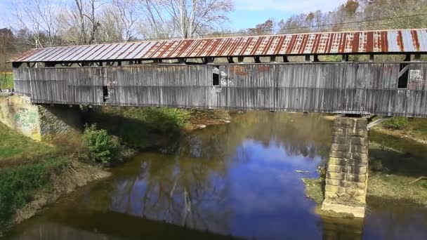 Puente Cubierto Tenedor Haya Kentucky Estados Unidos — Vídeo de stock